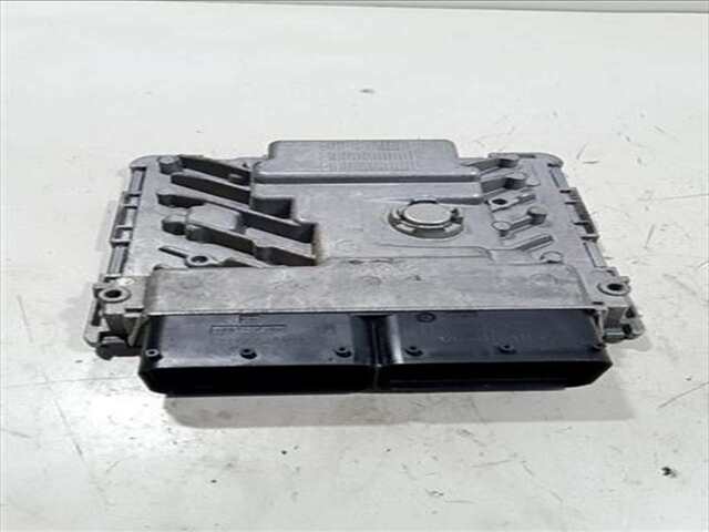 Foto 2ª: Centralita Motor ECU Volkswagen Golf 2.0 GTI BMT/START-STOPP [2.0 LTR. - 169 KW 16V T FSI] [CHHA]