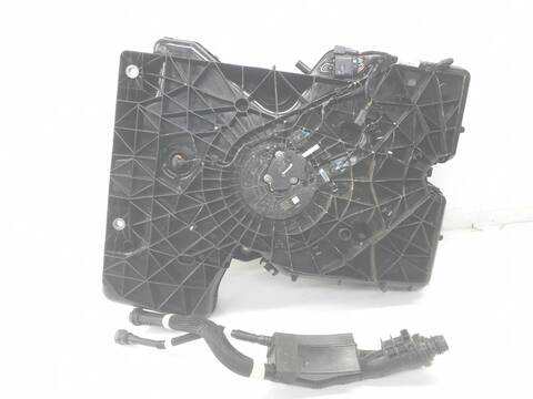 Foto 2ª: Deposito AdBlue Volkswagen Crafter 35 FURGON BL TSA FWD (2017)