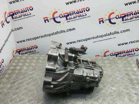 Foto 3ª: Caja Cambios Nissan Primera BERLINA (1996)