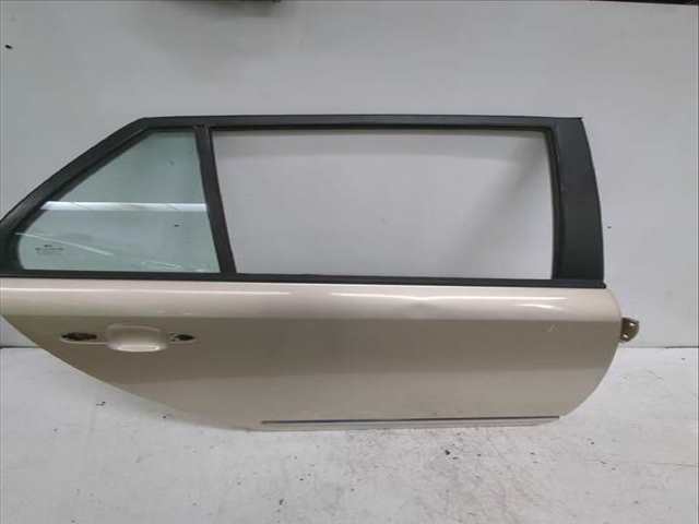 Puerta Trasera Derecha Kia Carens 2.0 CRDI 140 140CV