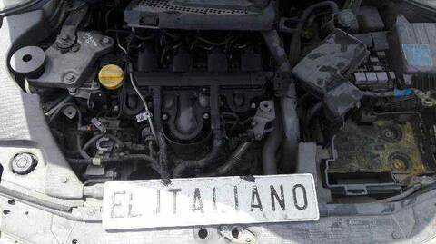 Foto 4ª: Rampa Inyectora Renault Laguna AUTHENTIQUE 150CV 110KW [G9TD7] (2002)