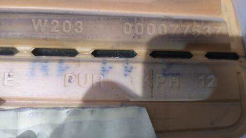 Foto 2ª: Tapizados Cartoneras Mercedes Clase C 160 211CV 155KW FAMILIAR (2001)