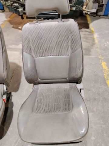 Foto 3ª: Asiento Delantero Derecho Nissan Patrol 3.0 D ZD30 GU3 3P BINDADO (2003)