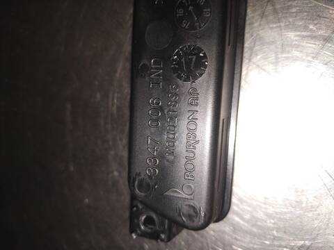 Foto 2ª: Freno de Mano Renault Megane ZEN BERLINA 110CV 81KW IV BERLINA 5P [K9K G6] (2017)