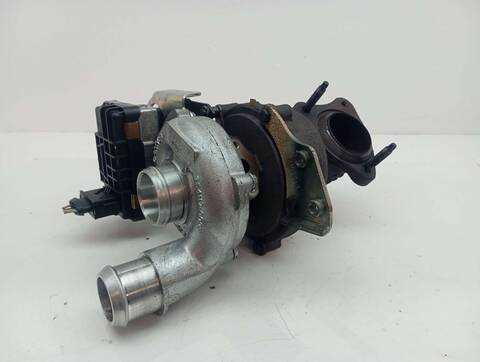 Foto 3ª: Turbocompresor Ford Focus TREND 116CV 85KW [KKDA] (2009)