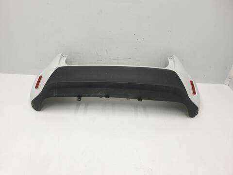 Paragolpes Trasero Toyota Yaris HYBRID 2WD ACTIVE TECH