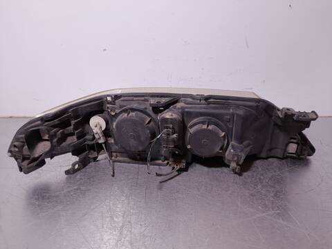 Foto 4ª: Faro Izquierdo Renault Laguna AUTHENTIQUE 120CV 88KW [F9Q C7] (2001)