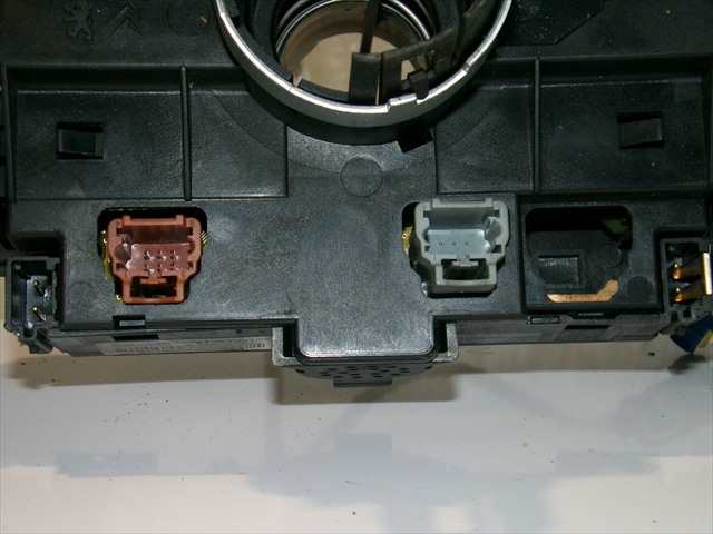 Foto 4ª: Mando Multifuncion Citroen Xsara 1.6 HDI 1999-2010 [9HX] (2009)