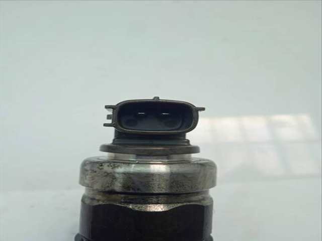 Foto 2ª: Inyectores Subaru Forester 2.0 DIESEL CAT 147CV 108KW (2009)