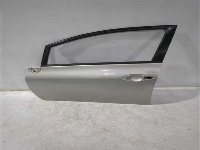 Puerta Delantera Izquierda Toyota Auris 1.6 ZRE151_) 124CV