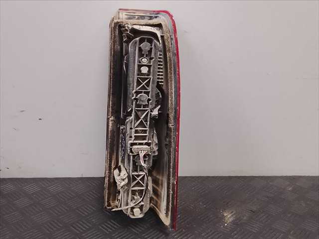 Foto 2ª: Piloto Trasero Izquierdo Renault Master 2.3 DCI 150CV (2022)