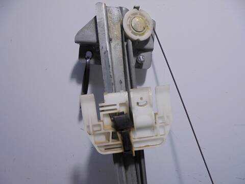 Foto 4ª: Elevalunas Manual Trasero Derecho Peugeot 206 XT BERLINA 88CV 65KW [KFU] (2005)