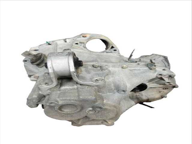 Foto 2ª: Caja Cambios Nissan Almera 2.2 DCI (1998)