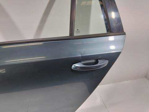 Foto 2ª: Puerta Trasera Izquierda Skoda Octavia AMBITION 2 TDI 150CV (2016)