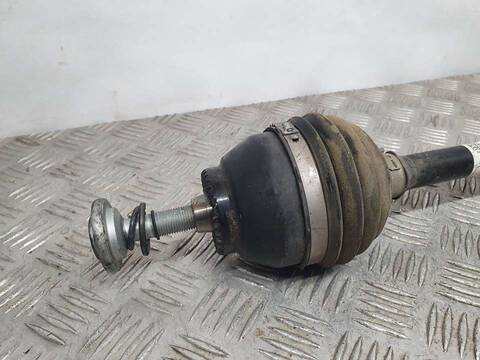 Foto 3ª: Transmision Trasera Izquierda Bmw i8 I8 PURE IMPULSE 231CV 170KW [B38K15A] (2015)