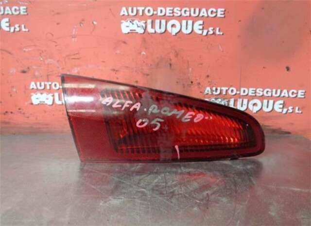 Foto 2ª: Piloto Portón Izquierdo Alfa Romeo 147 1.6 TS 105 COLLEZIONE [1.6 LTR. - 77 KW 16V CAT] [AR 37203]