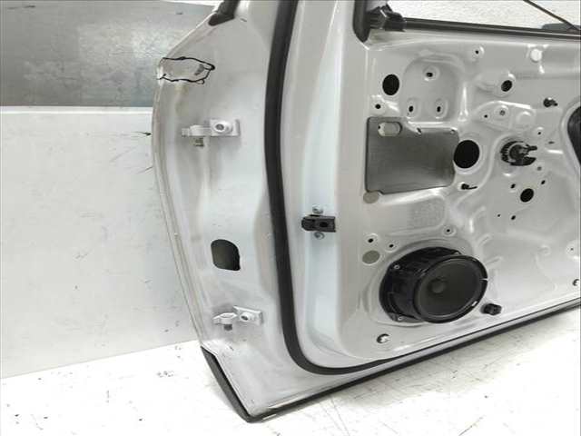 Puerta Delantera Derecha Skoda Karoq 1.5 TSI 150 CV 110KW