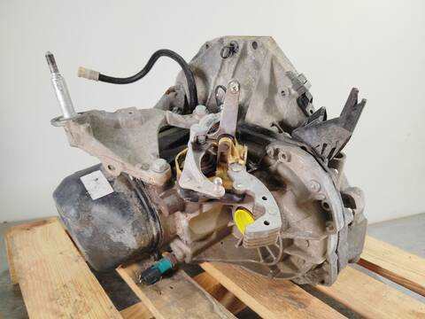 Foto 2ª: Caja Cambios Renault Clio 1.5 DCI 75 75CV 55KW [K9K628] (2016)