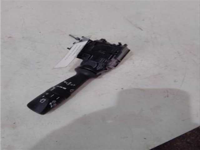 Mando Multifuncion Toyota Auris 1.6