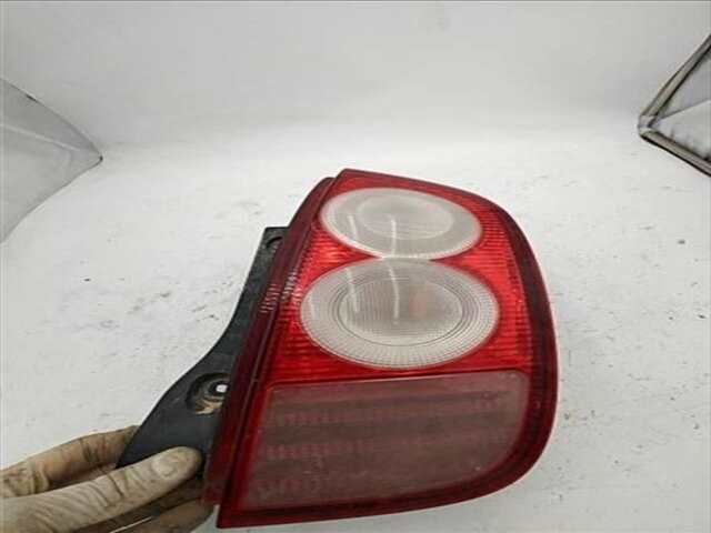 Foto 3ª: Piloto Trasero Derecho Nissan Micra 1.2 ACENTA [1.2 LTR. - 59 KW CAT] [CR12]