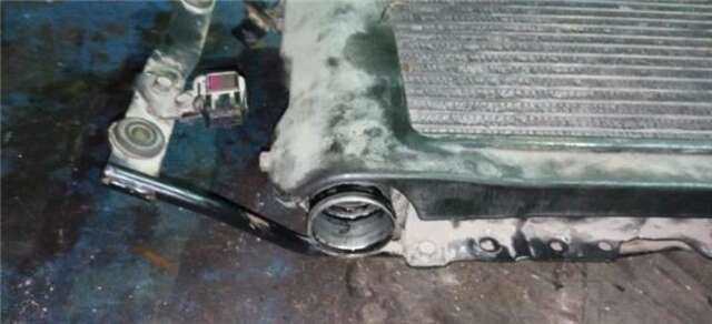 Foto 2ª: Intercooler Mitsubishi Montero 2.5 TD [4 D 56 T]