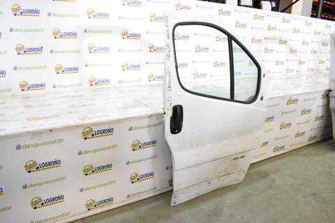 Foto 2ª: Puerta Delantera Derecha Renault Trafic 2.0 DCI D 114CV