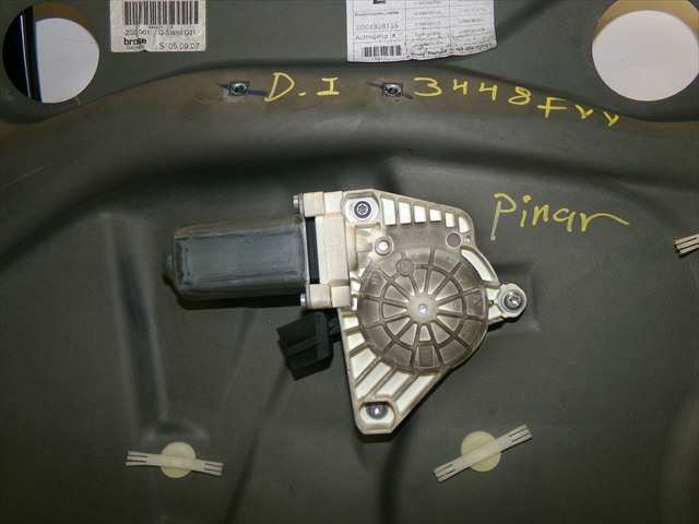 Foto 2ª: Elevalunas Eléctrico Delantero Izquierdo Mercedes Clase A 200 2.0 CDI W169,2004-2012 [640941] (2007)