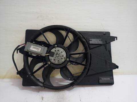 Electroventilador Ford Mondeo GHIA 06.2003 ) D) 131CV