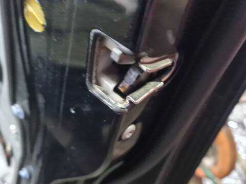 Cerradura Puerta Delantera Derecha Mercedes Clase A 140 A 180 CDI 169.007) 109CV 80KW