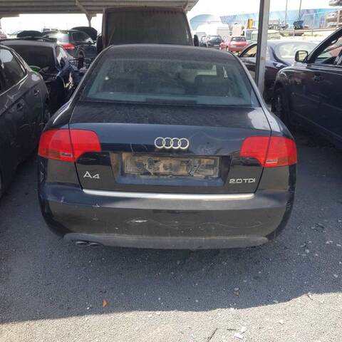 Foto 2ª: Puerta Delantera Izquierda Audi A4 2.0 TDI (2004)