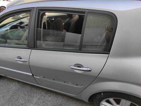 Puerta Trasera Izquierda Renault Megane F9Q803 BERLINA II BERLINA 5P