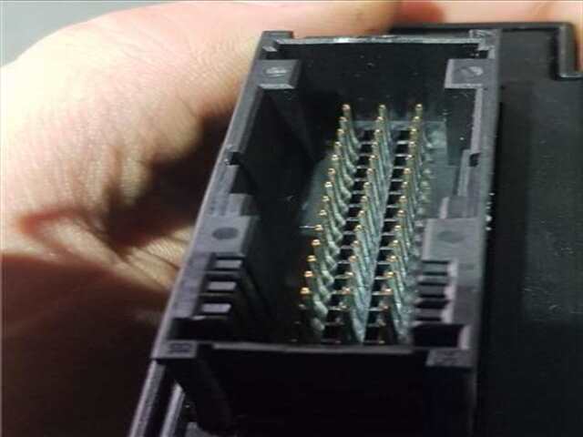 Foto 3ª: Centralita Motor ECU Bmw Serie 1 114 2.0 118D [2.0 LTR. - 90 KW 16V DIESEL CAT] [M47N 204 D4]