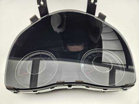Foto 4ª: Cuadro de Instrumentos Hyundai i40 STYLE 141CV 104KW [D4FD] (2015)