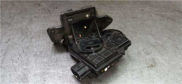 Cerradura Maletero Portón Toyota Verso 1.6 ADVANCE [1.6 LTR. - 82 KW D-4D CAT]
