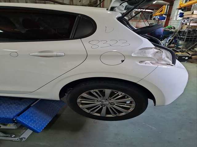 Aleta Trasera Izquierda Peugeot 208 STYLE 99CV 73KW