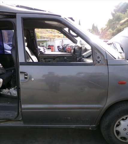 Puerta Delantera Derecha Nissan Vanette 2.3 D CARGO,1995-2002