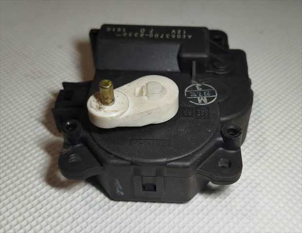 Foto 2ª: Calefacción Toyota Rav4 1.8 G 2 GEN 4X2 [1ZZ-FE] (2002)