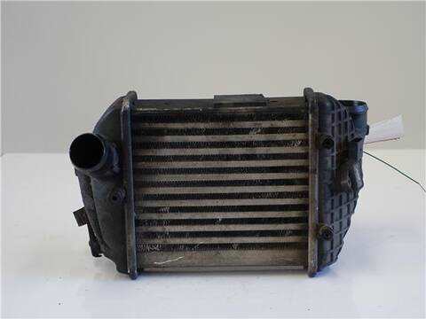 Foto 2ª: Intercooler Audi A4 2.5 TDI 114KW) BERLINA 155CV [AYM] (2005)