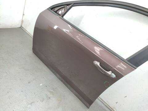 Foto 2ª: Puerta Delantera Izquierda Skoda Octavia 1.6 TDI 105CV 77KW [CLHA] (2015)