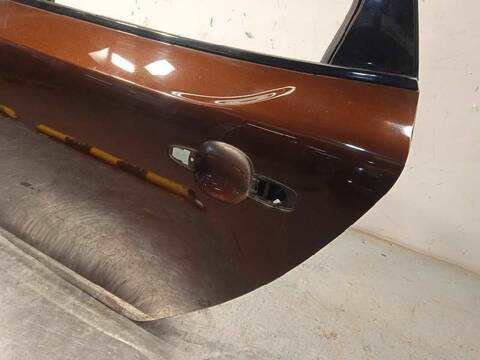 Foto 2ª: Puerta Trasera Izquierda Volvo V40 PRO 152CV 112KW [B4154T4] (2019)