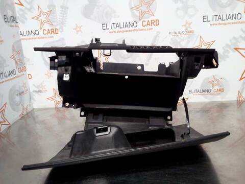 Foto 4ª: Guantera Lancia Delta STEEL 105CV 77KW [944A3000] (2011)