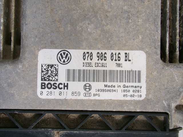 Foto 3ª: Centralita Motor ECU Volkswagen Touareg 2.5 TDI 2002-2010 [BAC] (2005)