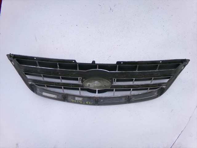 Foto 2ª: Rejilla Delantera Kia Carens 2.0 CRDI 2003-2006 [D4EA] (2004)