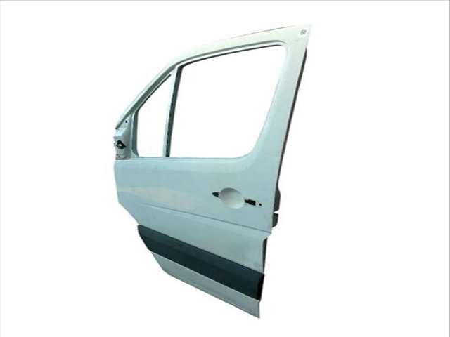 Foto 2ª: Puerta Delantera Izquierda Mercedes Sprinter 315 CDI 906.631 906.633 906.635 906.637) 150CV (2006)