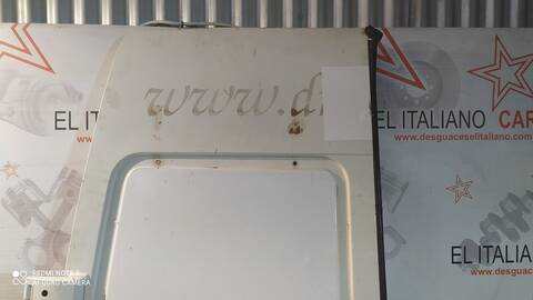 Foto 2ª: Puerta Trasera Izquierda Volkswagen Lt LT 35 CAJA CERRADA - TECHO ELEVADO 109CV 80KW [AVR] (2004)