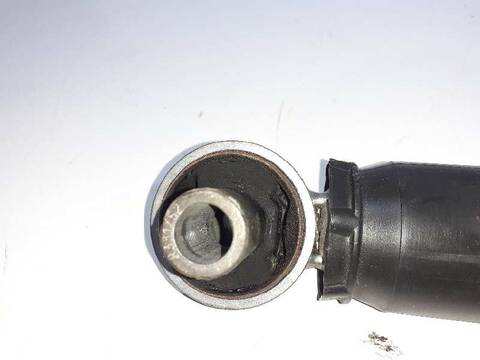 Foto 2ª: Amortiguador Trasero Izquierdo Mercedes Clase V 200 136CV 100KW (2014)