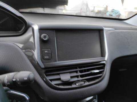 Sistema GPS Peugeot 2008 HN05