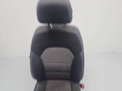 Foto 2ª: Asiento Delantero Derecho Mercedes Clase B 150 B 200 CDI 246.208) 136CV 100KW [651930] (2017)