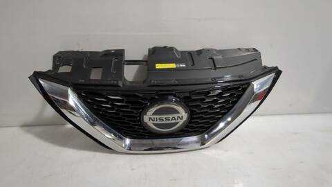 Foto 3ª: Rejilla Delantera Nissan Qashqai 1.3 DIG-T 140CV [HR13DDT] (2013)