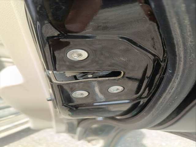 Cerradura Puerta Trasera Derecha Honda Crv N22B4 RE)